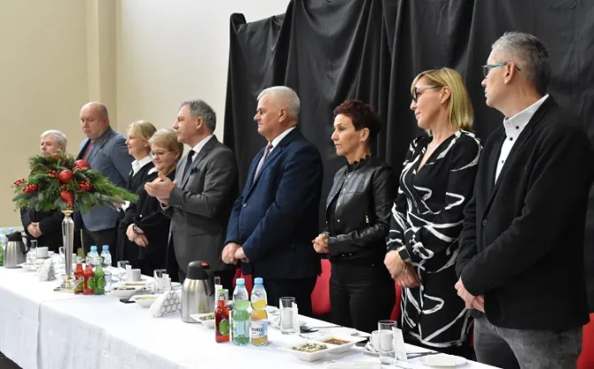 Na zdjęciu zaproszeni goście na spotkanie wigilijne dla osób potrzebujących (fot. Katarzyna Mazur)