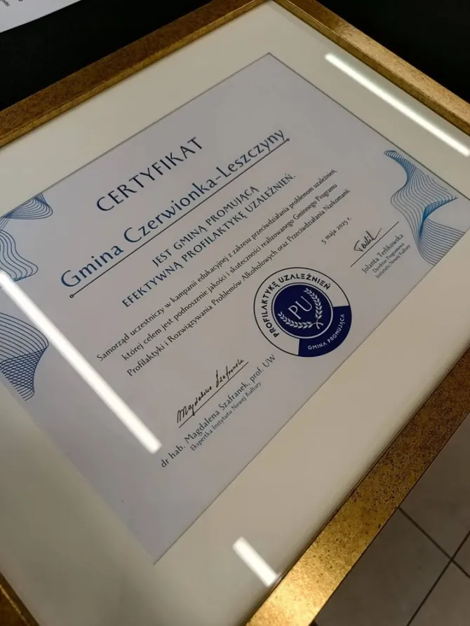 Certyfikat dla Gminy i Miasta Czerwionka-Leszczyny jako Gminy promującej efektywną profilaktykę uzależnień